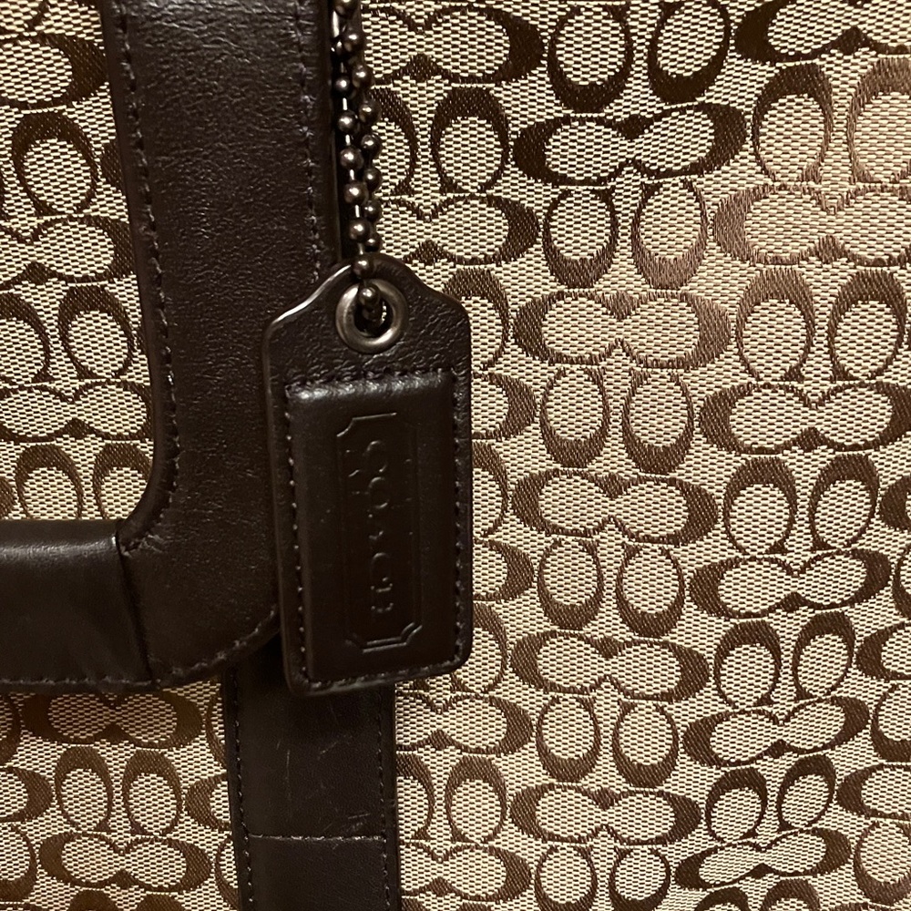 COACH. BROWN AND TAN BUSINESS CANVAS BRIEFCASE WITH LEATHER TRIM. AUTHENTIC. EUC - Picture 2 of 16